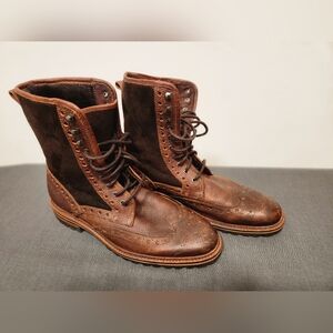 Banana Republic Brown Leather Men's boots. Size 8